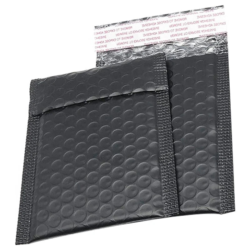 #000 Black polyester-filled envelopes are suitable for small business jewelry