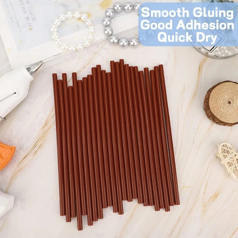 Ultra-high viscosity hot glue rods in bulk brown are used for handcrafting