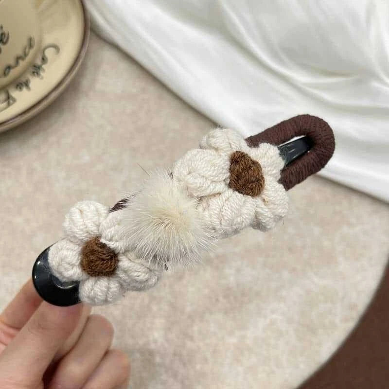 2 hair clips with plush flowers - beige (11.5cm) for the back of the head